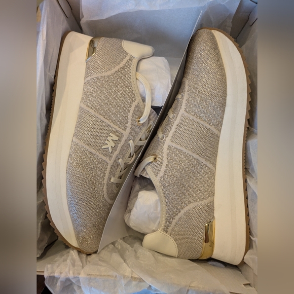 Michael kors Sneakers - Picture 1 of 8